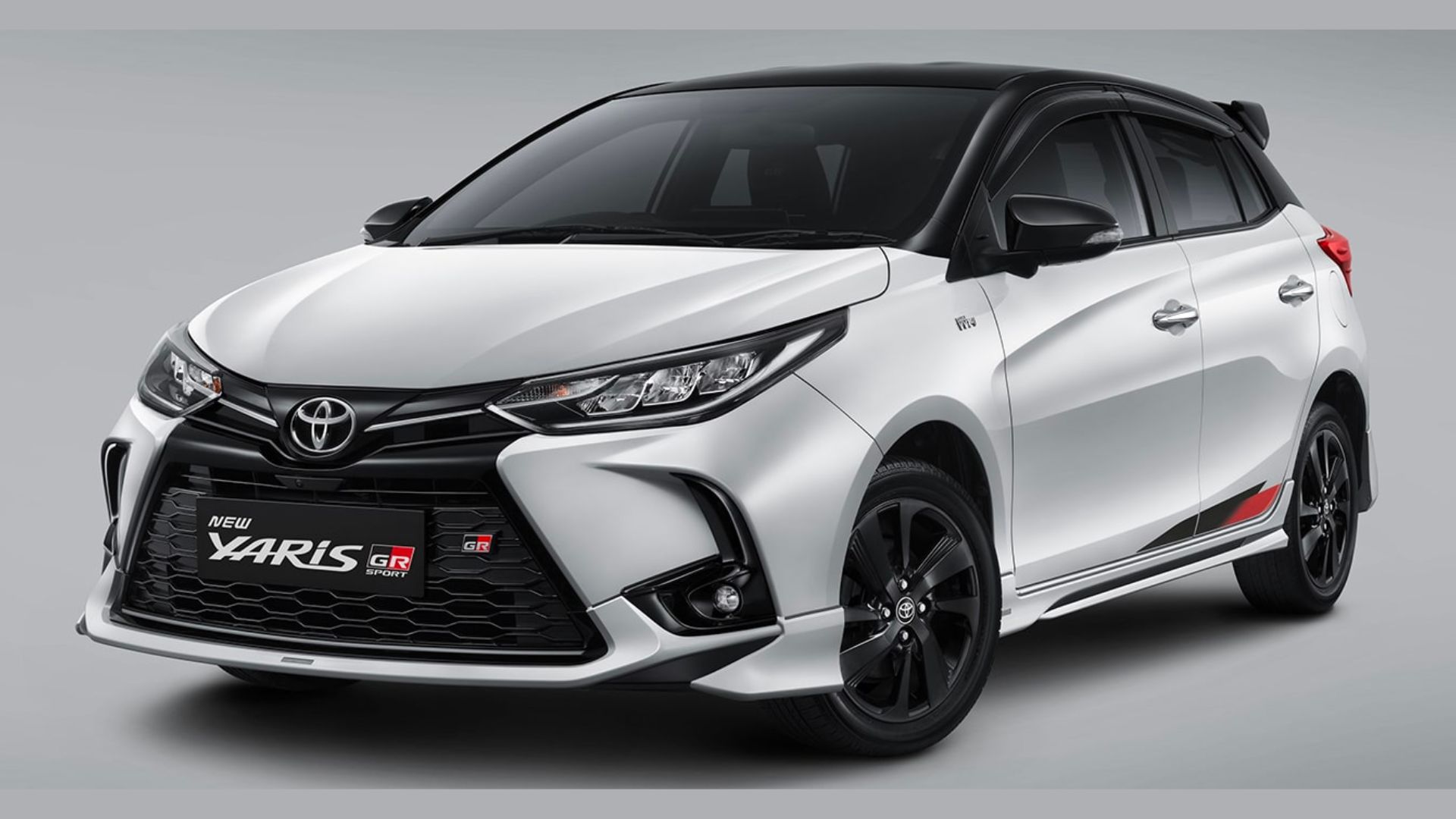 Pengaruh Layar Infotainment 10.5 Inci terhadap Pengalaman Berkendara Toyota Yaris 2026
