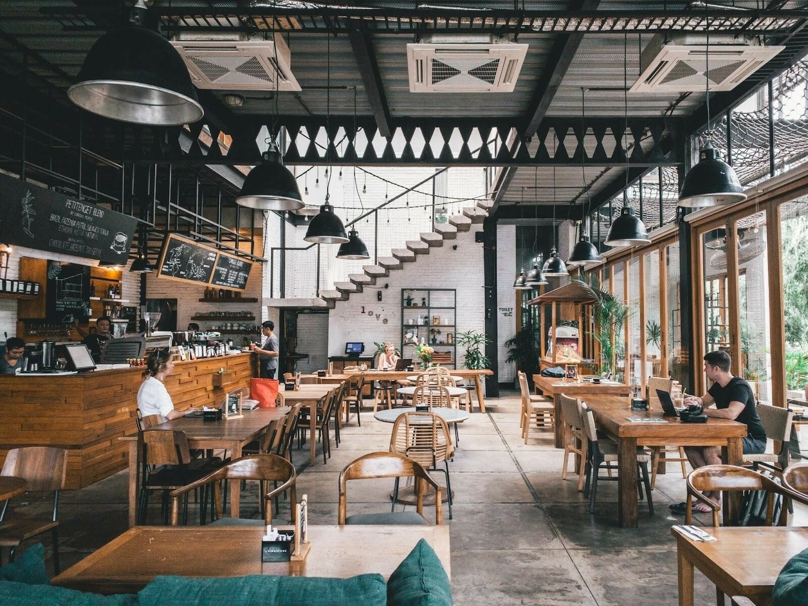 Branding sosmed bisnis kafe