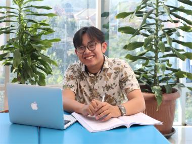 Suka Ngulik Bisnis dan Teknologi? Ini Serunya Kuliah Bisnis Digital