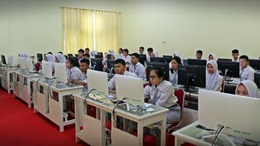Simulasi Ujian Terbaik dengan Tryout Online Matematika SMA Berbasis Kurikulum Terbaru